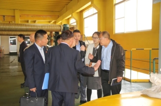 朝鮮水產(chǎn)省代表團(tuán)到潔晶集團(tuán)參觀交流